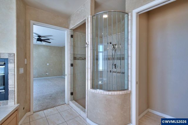 2896 Mapleleaf Ct NW, Salem, OR 97304