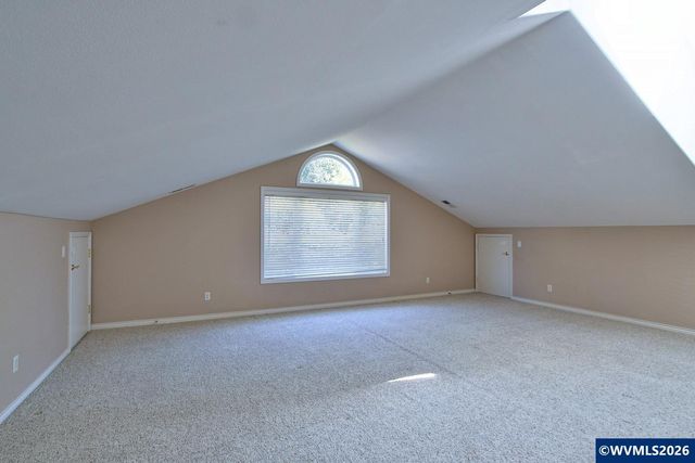 2896 Mapleleaf Ct NW, Salem, OR 97304