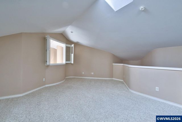 2896 Mapleleaf Ct NW, Salem, OR 97304