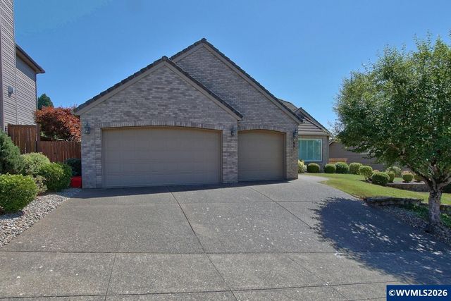 2896 Mapleleaf Ct NW, Salem, OR 97304