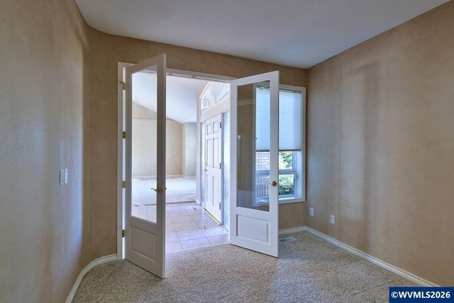 2896 Mapleleaf Ct NW, Salem, OR 97304