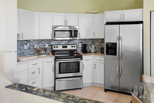 337 SW Maclay Way, Port St. Lucie, FL 34986