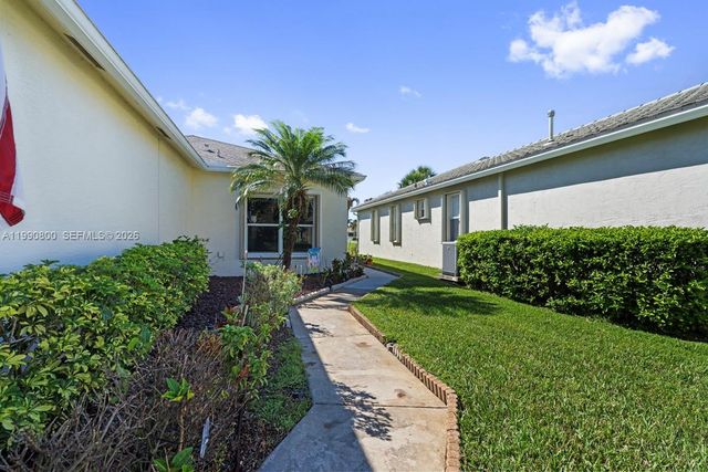 337 SW Maclay Way, Port St. Lucie, FL 34986