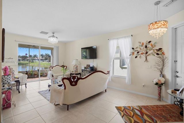 337 SW Maclay Way, Port St. Lucie, FL 34986