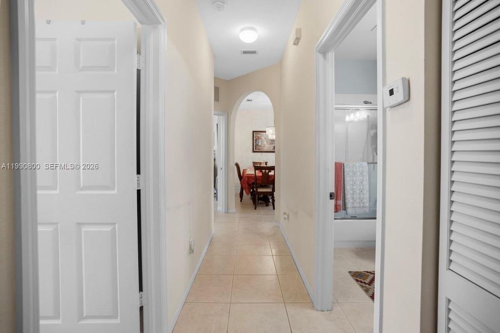 Image 28 of property listing at 337 SW Maclay Way, Port St. Lucie, FL 34986