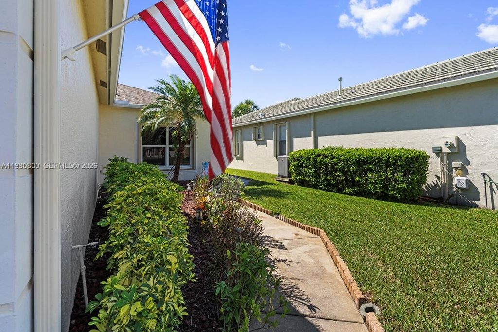 Image 42 of property listing at 337 SW Maclay Way, Port St. Lucie, FL 34986