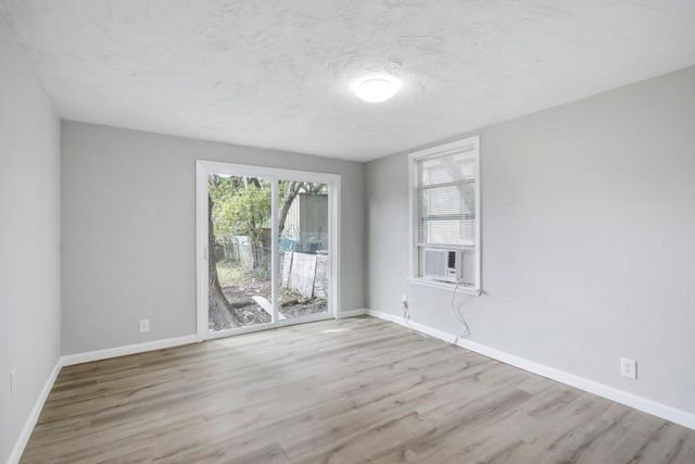 4718 Palmetto Street, Bacliff, TX 77518