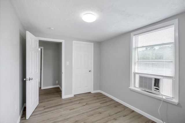 4718 Palmetto Street, Bacliff, TX 77518