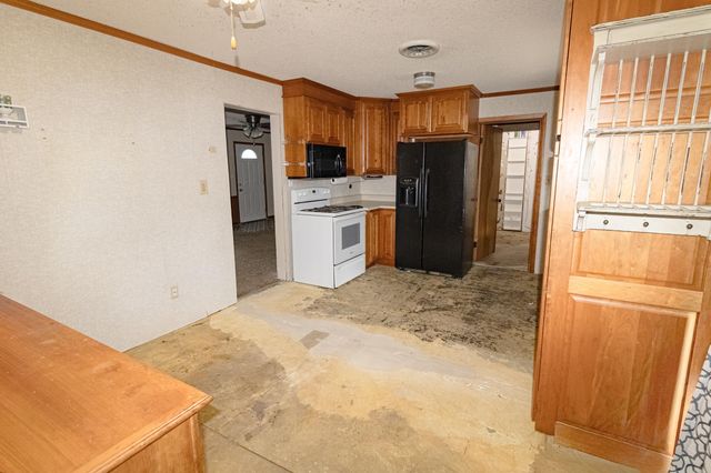 406 20th Avenue, Gilbertville, IA 50634