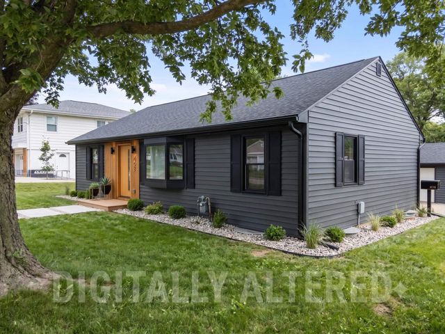 406 20th Avenue, Gilbertville, IA 50634