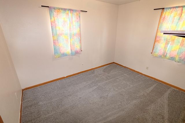 406 20th Avenue, Gilbertville, IA 50634