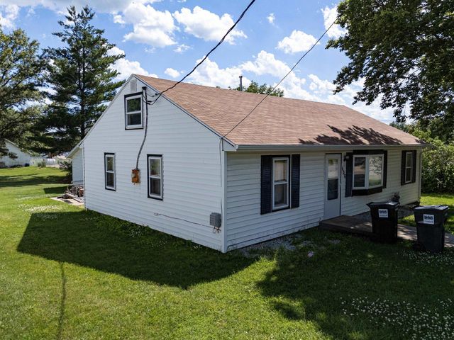 406 20th Avenue, Gilbertville, IA 50634