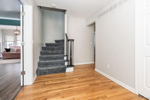 39802 Sunderland Drive, Clinton Township, MI 48038