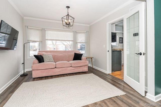 39802 Sunderland Drive, Clinton Township, MI 48038