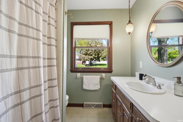 3625 Meadowview Drive, Lafayette, IN 47909