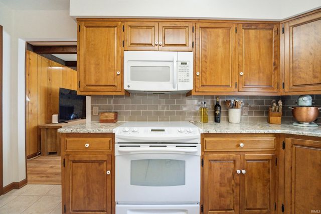 3625 Meadowview Drive, Lafayette, IN 47909