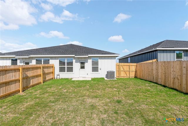 620 Pacific Crest Trail A, Copperas Cove, TX 76522