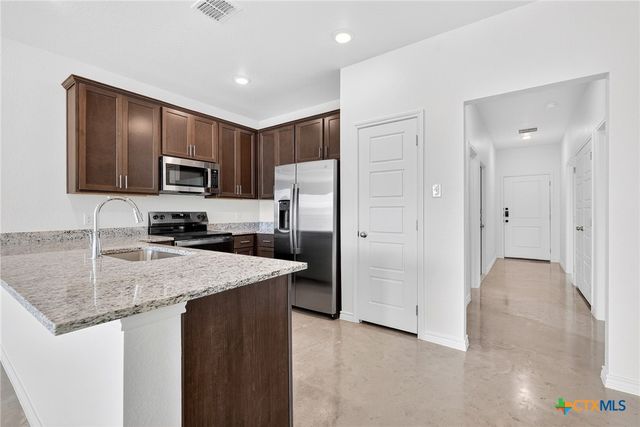 620 Pacific Crest Trail A, Copperas Cove, TX 76522