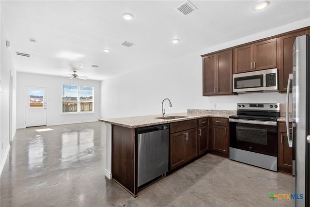 620 Pacific Crest Trail A, Copperas Cove, TX 76522