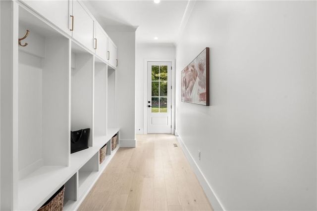 44 Hardeman Road, Atlanta, GA 30342