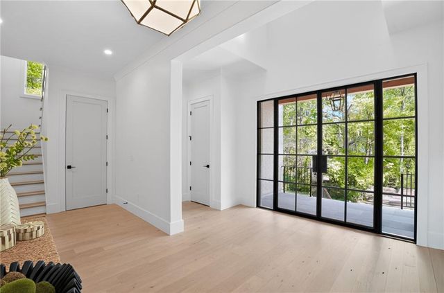 44 Hardeman Road, Atlanta, GA 30342