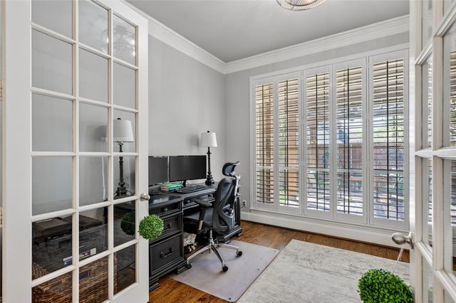 813 Moss Cliff Circle, Mckinney, TX 75071