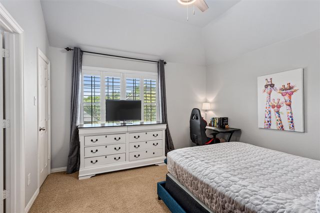 813 Moss Cliff Circle, Mckinney, TX 75071