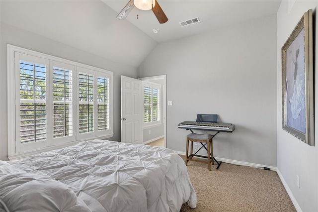 813 Moss Cliff Circle, Mckinney, TX 75071