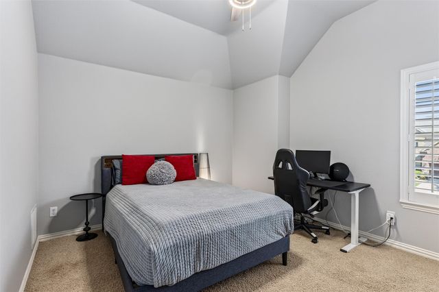 813 Moss Cliff Circle, Mckinney, TX 75071