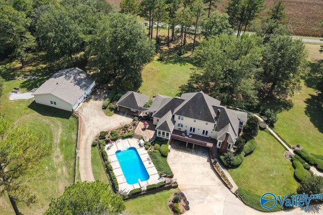 1115 Creekside Circle, Talladega, AL 35160