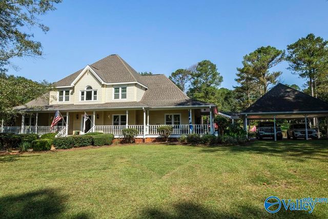 1115 Creekside Circle, Talladega, AL 35160