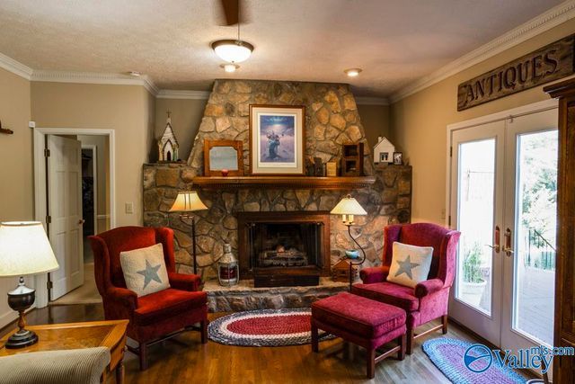 1115 Creekside Circle, Talladega, AL 35160