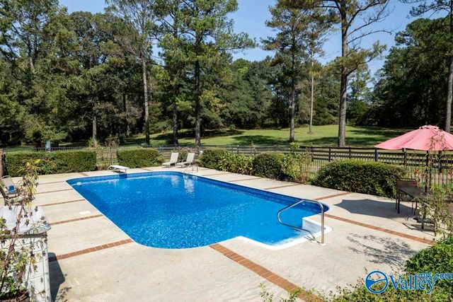 1115 Creekside Circle, Talladega, AL 35160