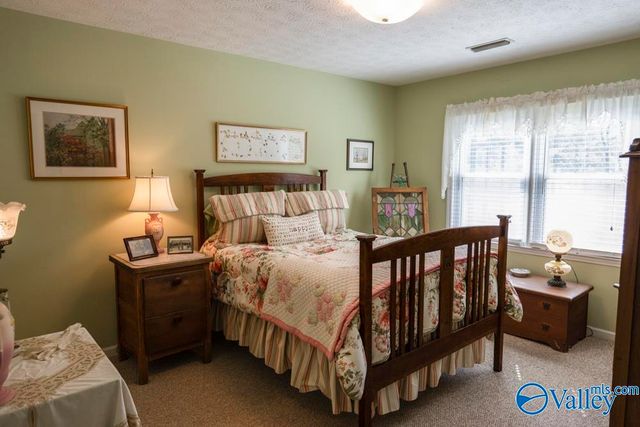 1115 Creekside Circle, Talladega, AL 35160