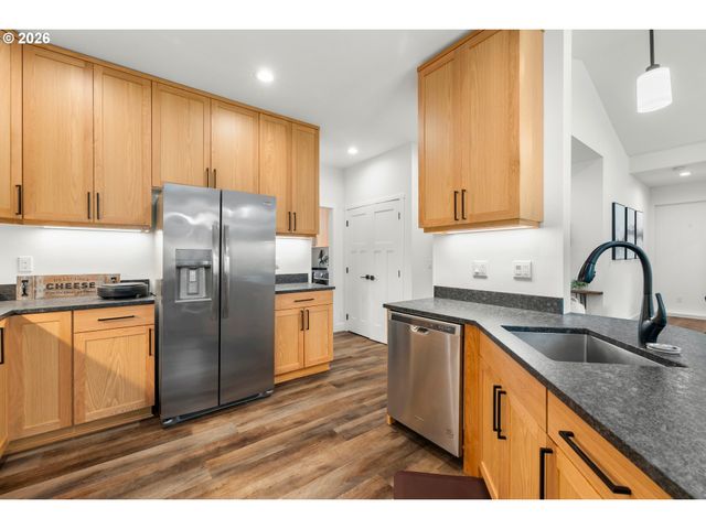 42345 Se SHIPLEY Rd, Sandy, OR 97055