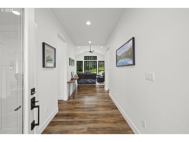 42345 Se SHIPLEY Rd, Sandy, OR 97055