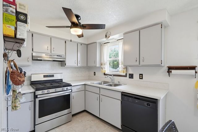 5054 Joseph Street, Maple Heights, OH 44137