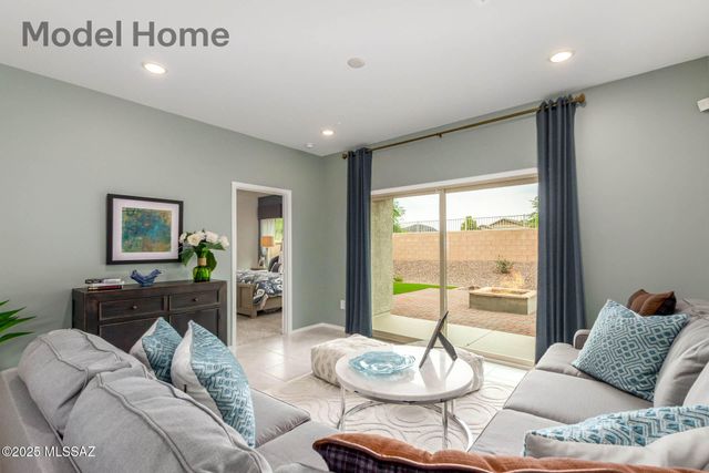 10125 N Camperi Lane, Marana, AZ 85653