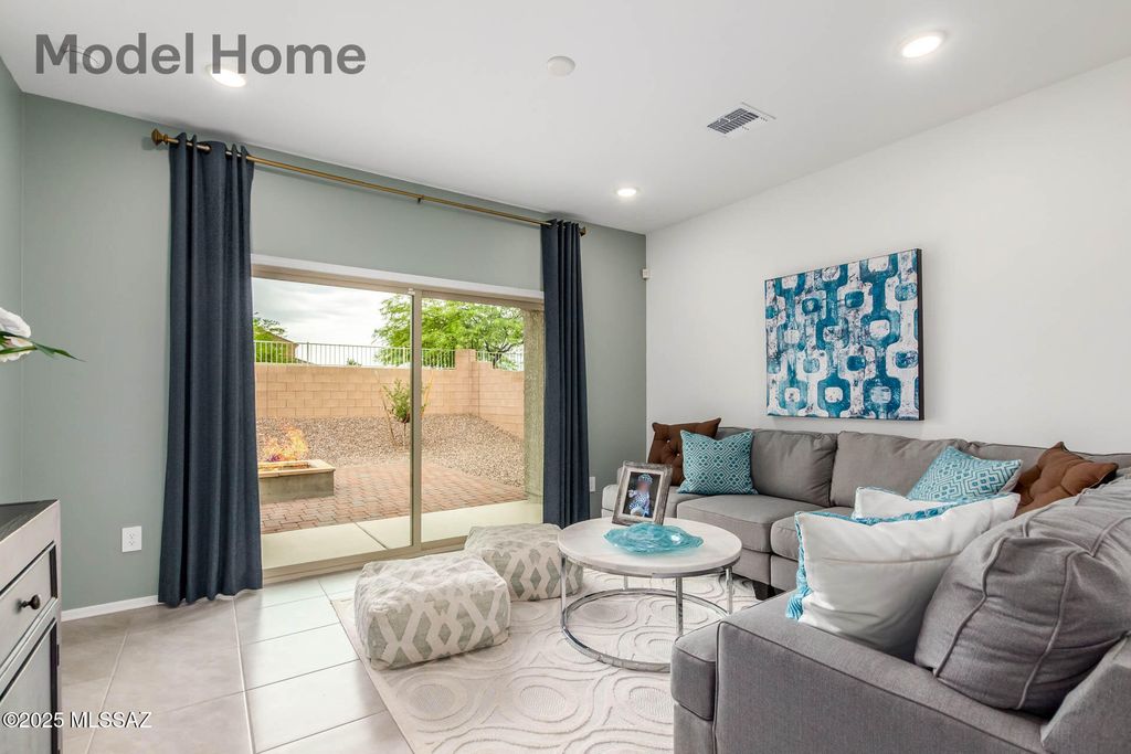 10125 N Camperi Lane, Marana, AZ 85653