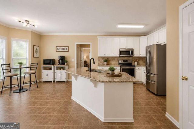 2150 Laurel Lake Drive, Suwanee, GA 30024
