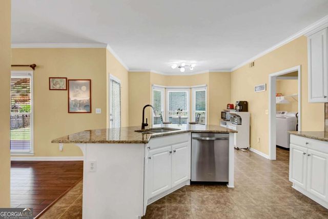 2150 Laurel Lake Drive, Suwanee, GA 30024