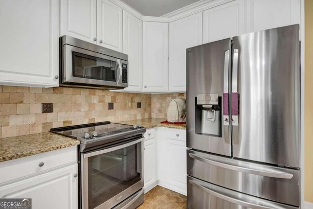 2150 Laurel Lake Drive, Suwanee, GA 30024