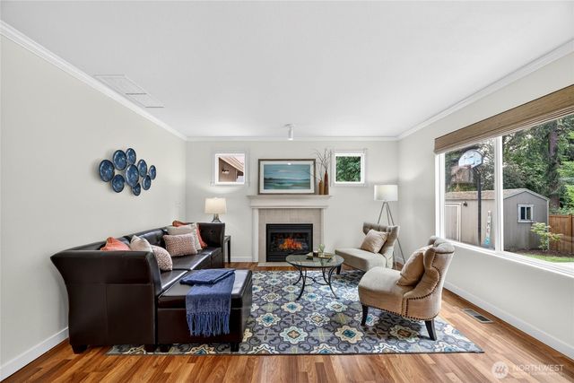 411 25th Avenue Pl, Milton, WA 98354