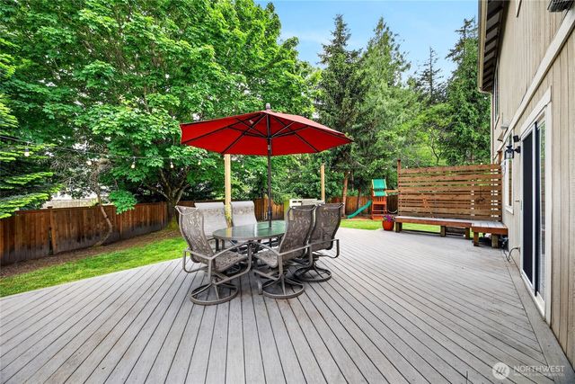 411 25th Avenue Pl, Milton, WA 98354