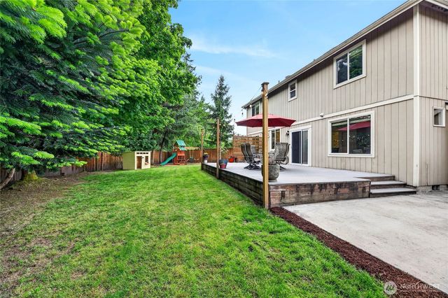 411 25th Avenue Pl, Milton, WA 98354