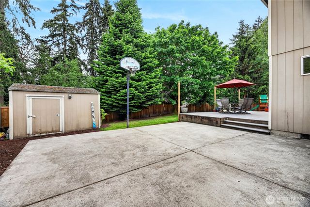 411 25th Avenue Pl, Milton, WA 98354