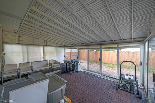 7504 Skylark Drive, Parma, OH 44130