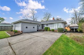 7504 Skylark Drive, Parma, OH 44130