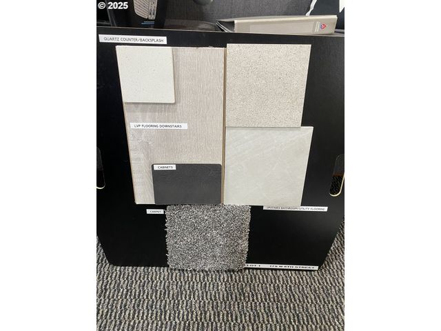 175 W 8th St, Lafayette, OR 97127