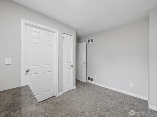 1815 Fieldstone Drive, Dayton, OH 45414